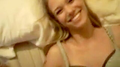 Geil blond milfje - free porn video