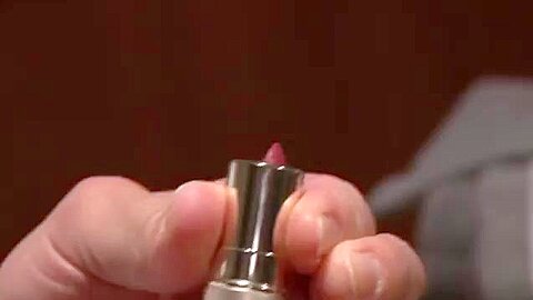Geile japanische Mutter wichst sich von ihren Jungen - free porn video