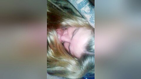 sexy hexy frau beim blasen - free porn video
