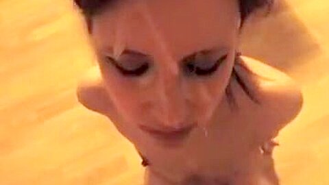 Gesicht in Zeitlupe vollgewichst - free porn video