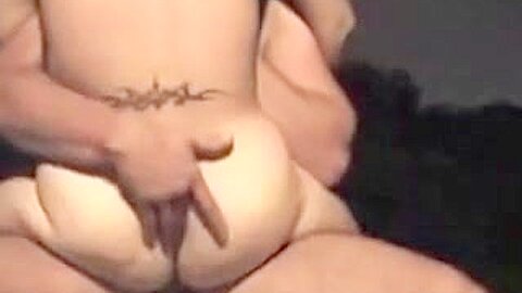 Sehr Heisse Hausfrau aus Halle hart Gevoegelt - free porn video