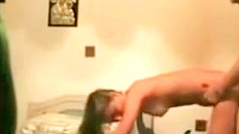 Sehr Heisse Hausfrau aus Kiel hart Gevoegelt - free porn video