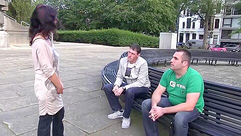 Meidenvanholland - Geil Trio Met Vlaamse Elisa Part 1 - free porn video