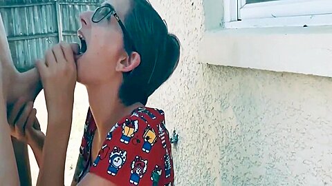 Dunnes Madchen Filmt Heiben Sommer Im Freien Hammern - free porn video