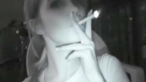 Rauchen und hart ficken - free porn video