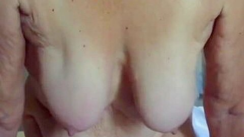 Oma - schöne weiche Titten - free porn video