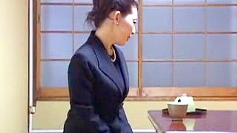 Japanische Mutter # 35 - free porn video