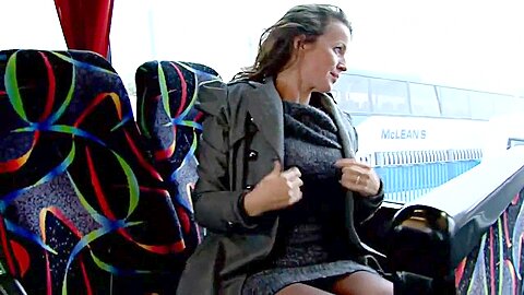 Reife Dame im Bus - free porn video