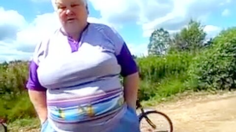 Russischer Sommer - ich mag diese Oma! - free porn video