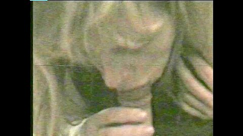 Davia - Erstes mal Blasen vor der Cam - free porn video