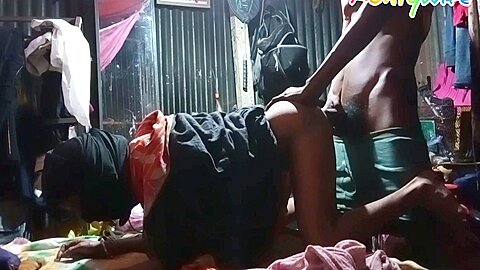 Only Doggy Style Mein Aunty Ko Chudai Kiya Dopahar Ko Aunty Ke Ghar Mein - free porn video