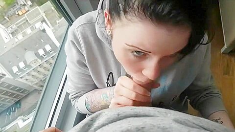 Leila-X - Blasen am Fenster - free porn video