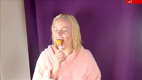 Mein Nachbar Olli und sein Lolli - free porn video