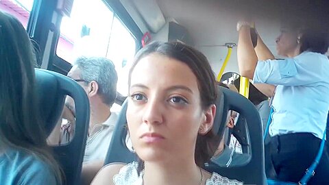 Duas delicinhas manjando minha rola kein onibus - free porn video