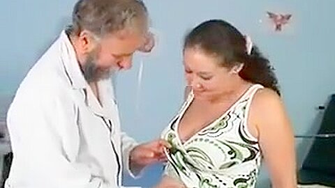 Orgie in der Klinik eines Arztes und Beremenoyu - free porn video