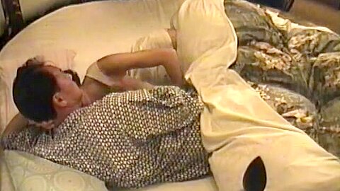 Hausfrau Hahnrei - free porn video