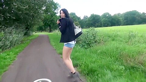 Hammergeiles Teeny fickt verdammt gut - free porn video