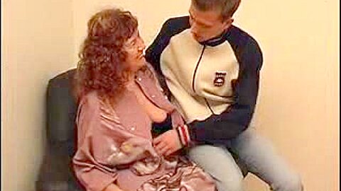 alte alte biddy bonks - free porn video