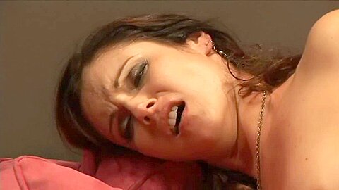 Samantha Ryan wurde von ihrem Chef gebohrt - free porn video