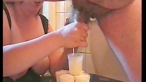 Melken - Melken - Melken! - free porn video
