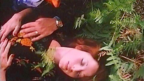 Klassischer Pornofilm mit einem aufregenden Alien-Thema - free porn video