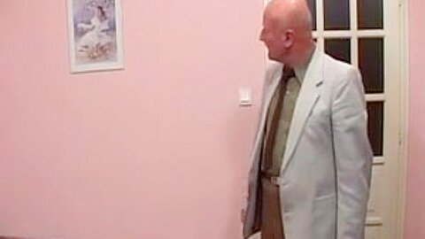Opa braucht eine Nutte - free porn video