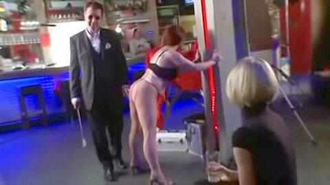 Besetzung einer Sklavin, mit einen Gast - free porn video