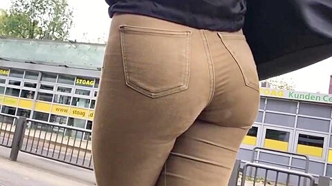 Jeans college Mädchen kaputt offen - free porn video