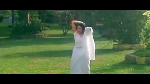 Mallu Sapna Heißes Lied im weißen Sharee - free porn video
