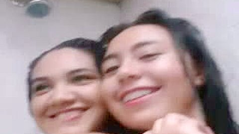 Indonesische Küken Duschen - free porn video