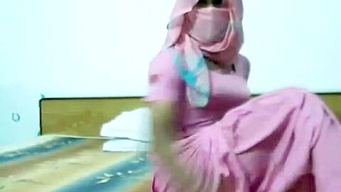 Treffen Sie seine muslimische Frau Isha - free porn video