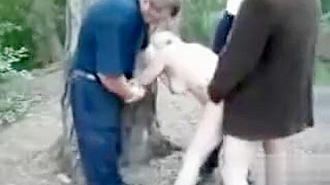 Verbissene Reife Frau im park verführt - free porn video