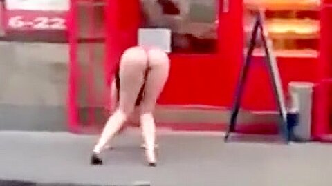 Betrunkenes Mädchen im roten Höschen - free porn video