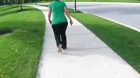 Morgen PAWG Spaziergang - free porn video