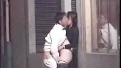 Paar beim sex in der öffentlichkeit auf der Straße Versteckte Kamera - free porn video