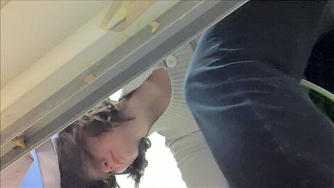 Geile Beine und Höschen unten in der Umkleidekabine amateur - free porn video