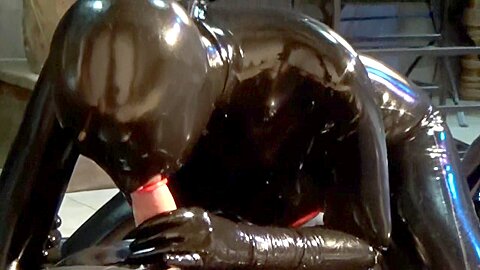 Saugt Hahn - free porn video