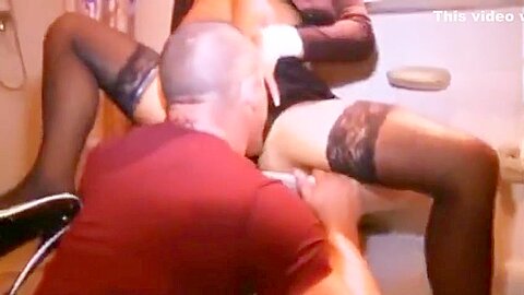 Der geile WC Fick - bostero - free porn video