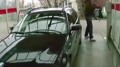 Fremden Beim Auto Waschen Angesprochen Und Gefickt - free porn video