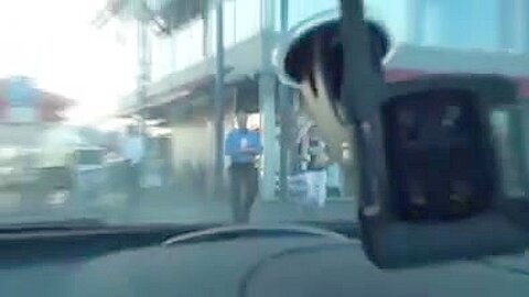 Ich traf eine hure auf einer site und ich hatte sex im auto - free porn video