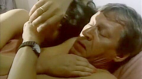 Martina Gedeck Mutter und sohne - free porn video