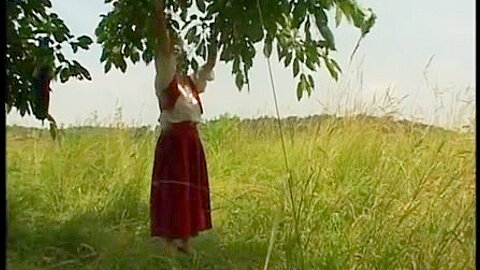 Reife Frau draussen - free porn video