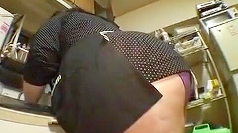 Japanische Lesben BBW- Reife vs college-Mädchen - free porn video