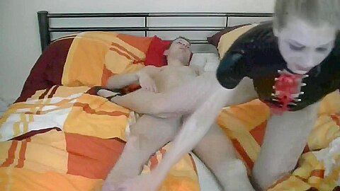 Blonde Junge Milf In Leder Dessous Gefickt - free porn video