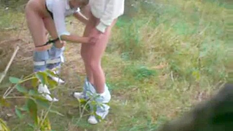 Outdoor Blasen Mit Exhibitionisten Deutsch Paar - free porn video
