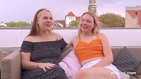 Schone Aussicht Mit Nelio Und Anya An Einem Heib - free porn video