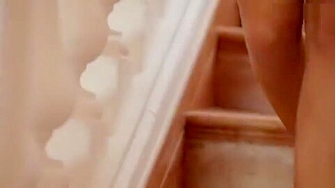 Lola Myluv lesbian sex - free porn video