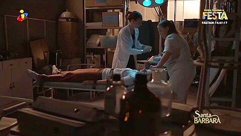 Krankenschwester *** Szene mit gefesseltem Frau geknebelt - free porn video