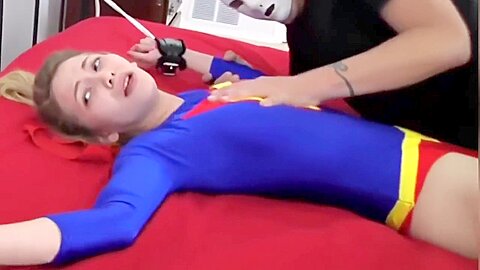 Amateur Blonde Bondage Szene mit Femdom Twist - free porn video