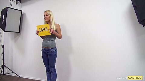 Blonde Frau mit Öl: Paar-Hardcore-Szene - free porn video